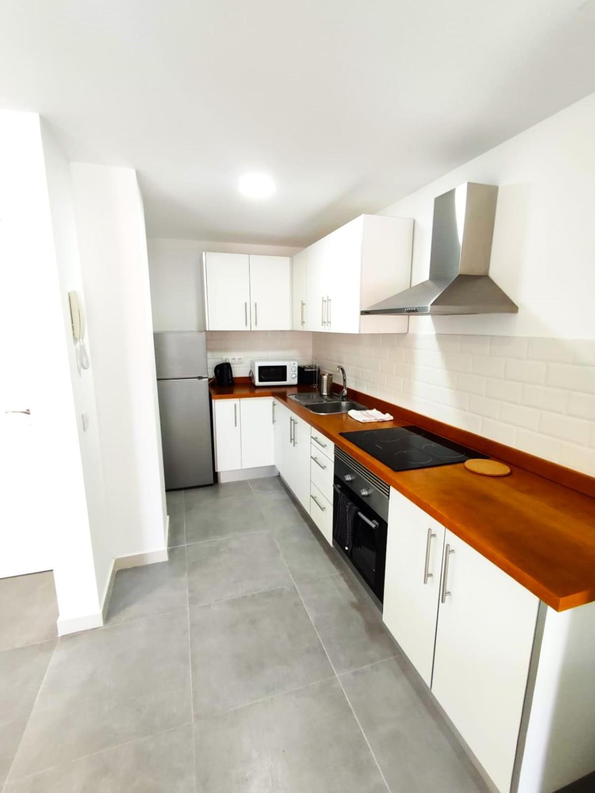 Apartament Near The Ocean In Playa San Juan 外观 照片