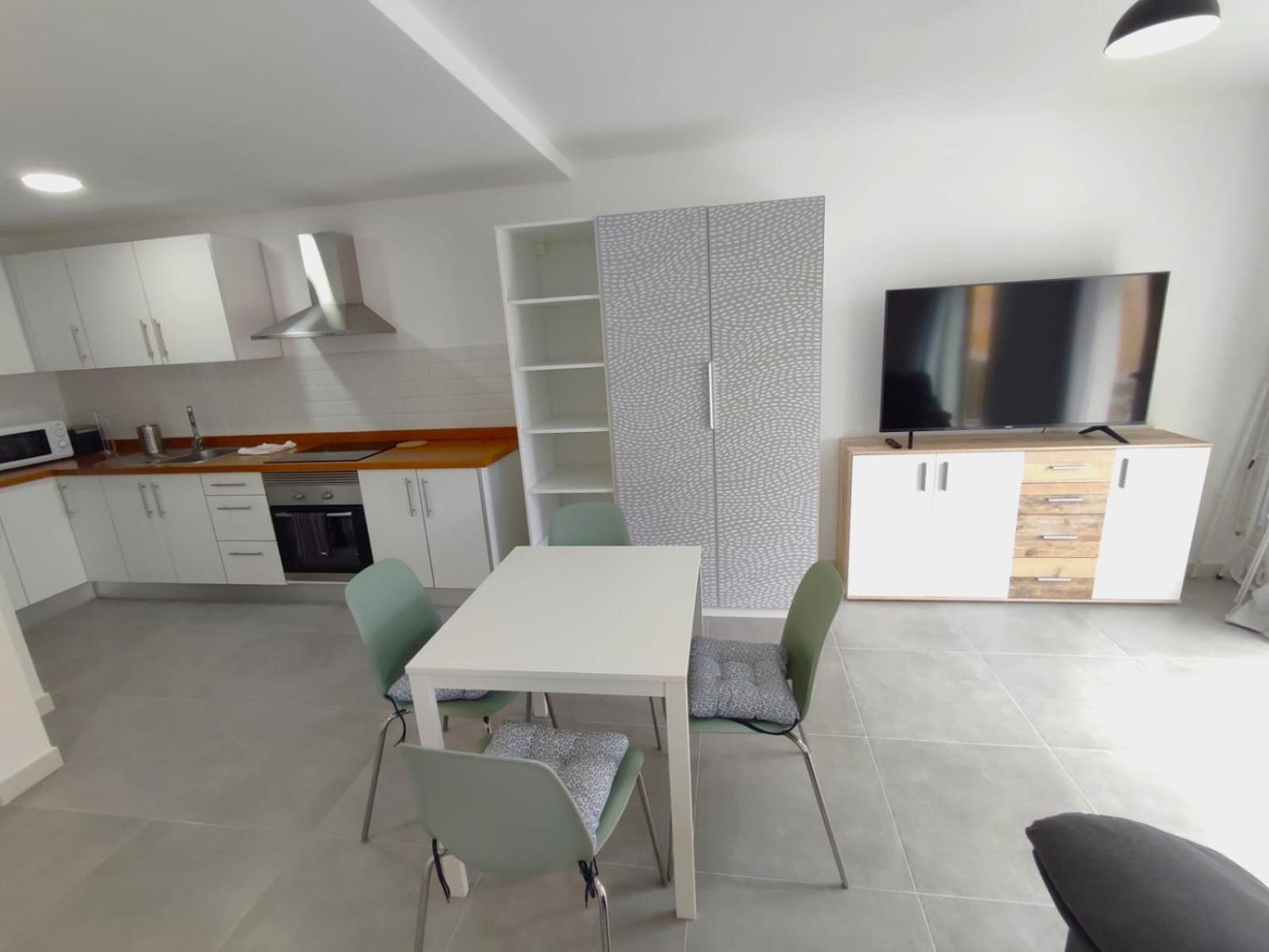 Apartament Near The Ocean In Playa San Juan 外观 照片