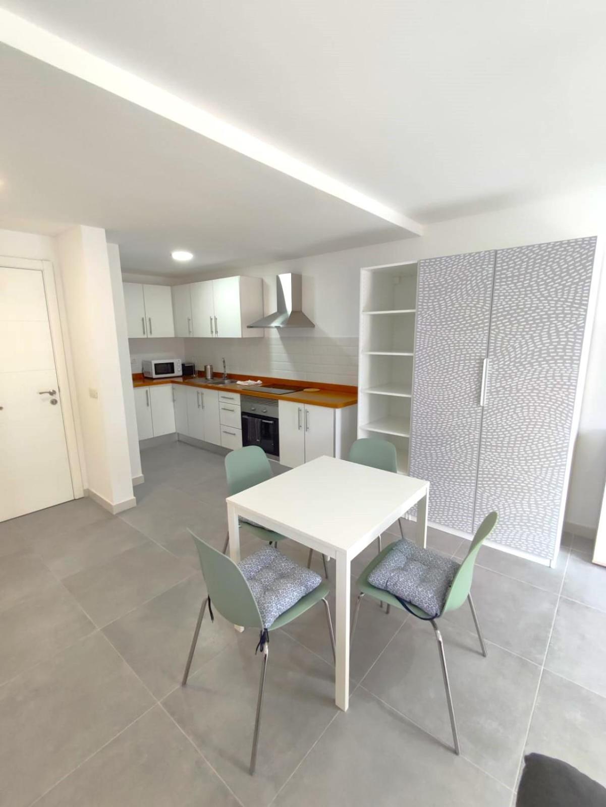 Apartament Near The Ocean In Playa San Juan 外观 照片